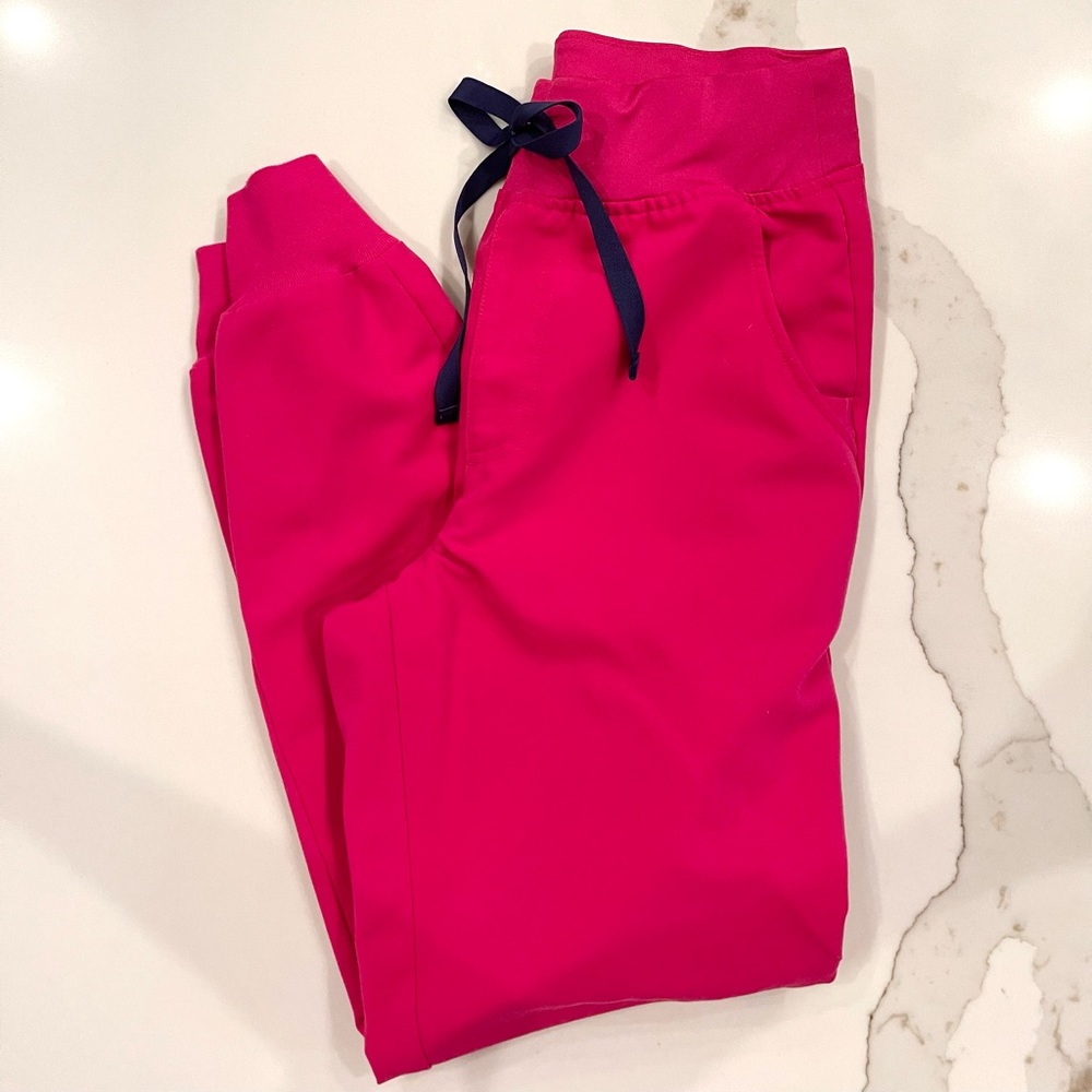 FIGS women's Ultra Rose Zamora™ High Waisted  Jogger Scrub Pants size XS/P